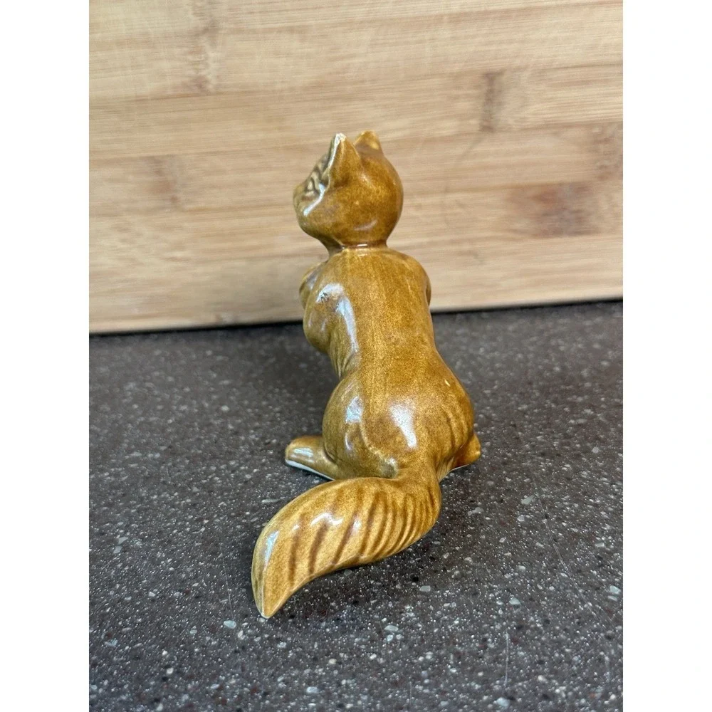 VTG Woodland Squirrel Figurine Brown Glaze Cottagecore Forest Spirit Fairycore